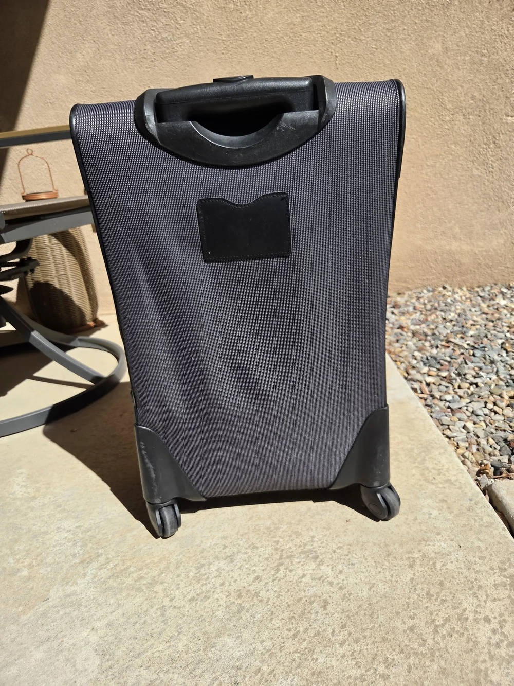 Men's Carry-On Spinner Bag in Dark Grey